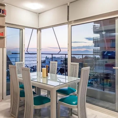 Flisvos Elite Seafront Luxury 雅典