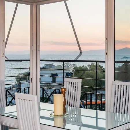 Flisvos Elite Seafront Luxury 雅典